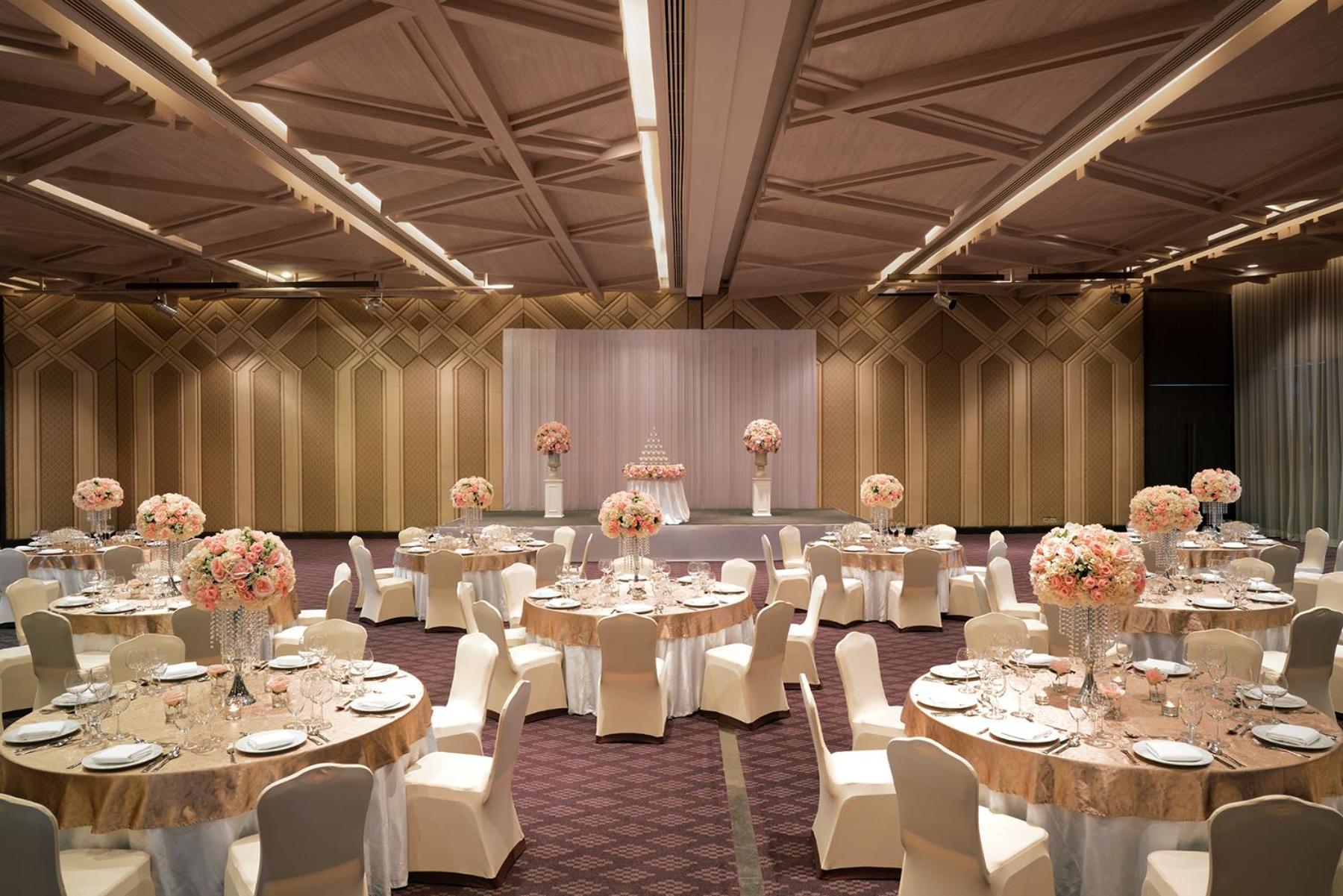 Avani Khon Kaen Hotel & Convention Centre Экстерьер фото