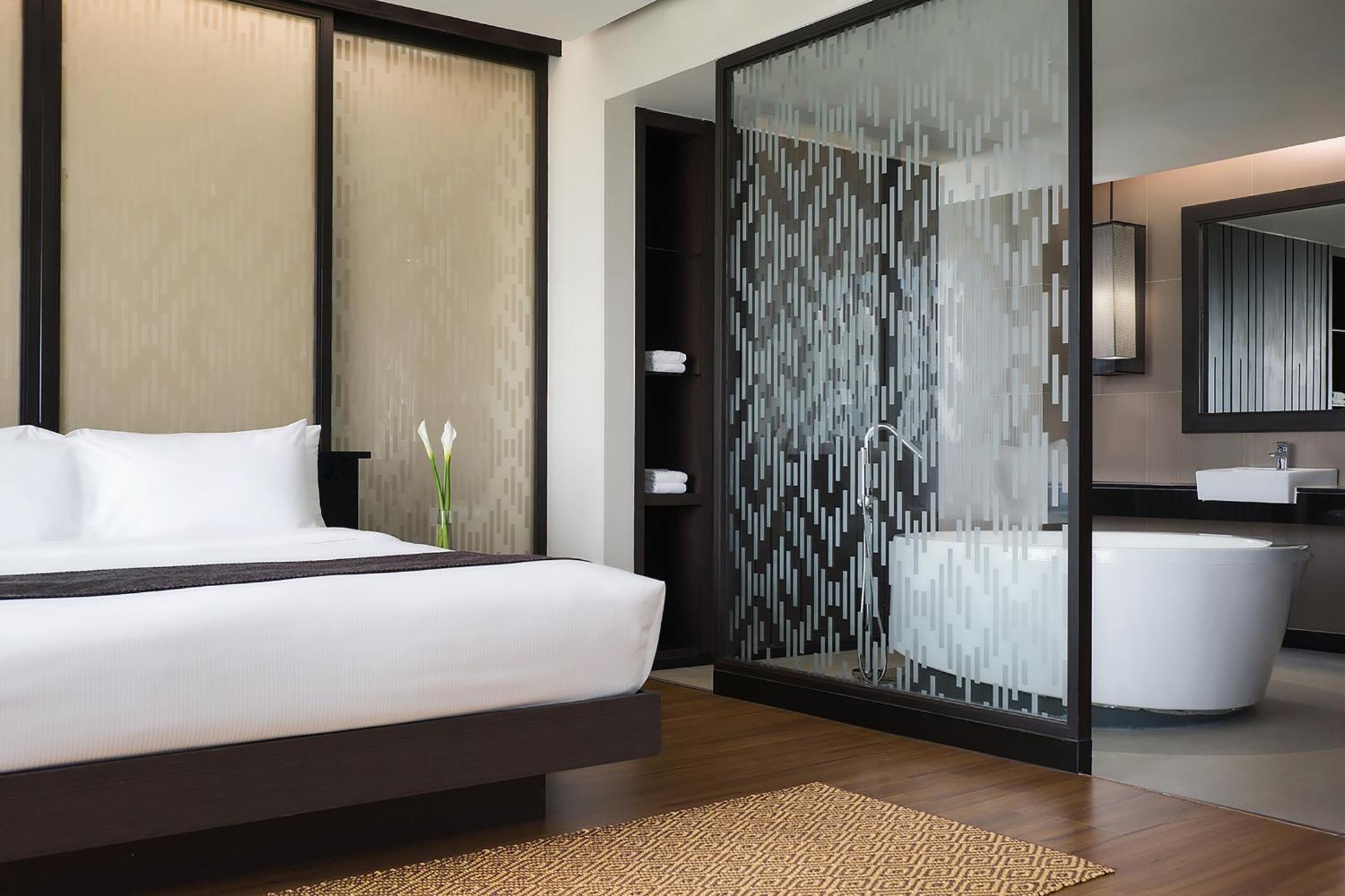 Avani Khon Kaen Hotel & Convention Centre Экстерьер фото