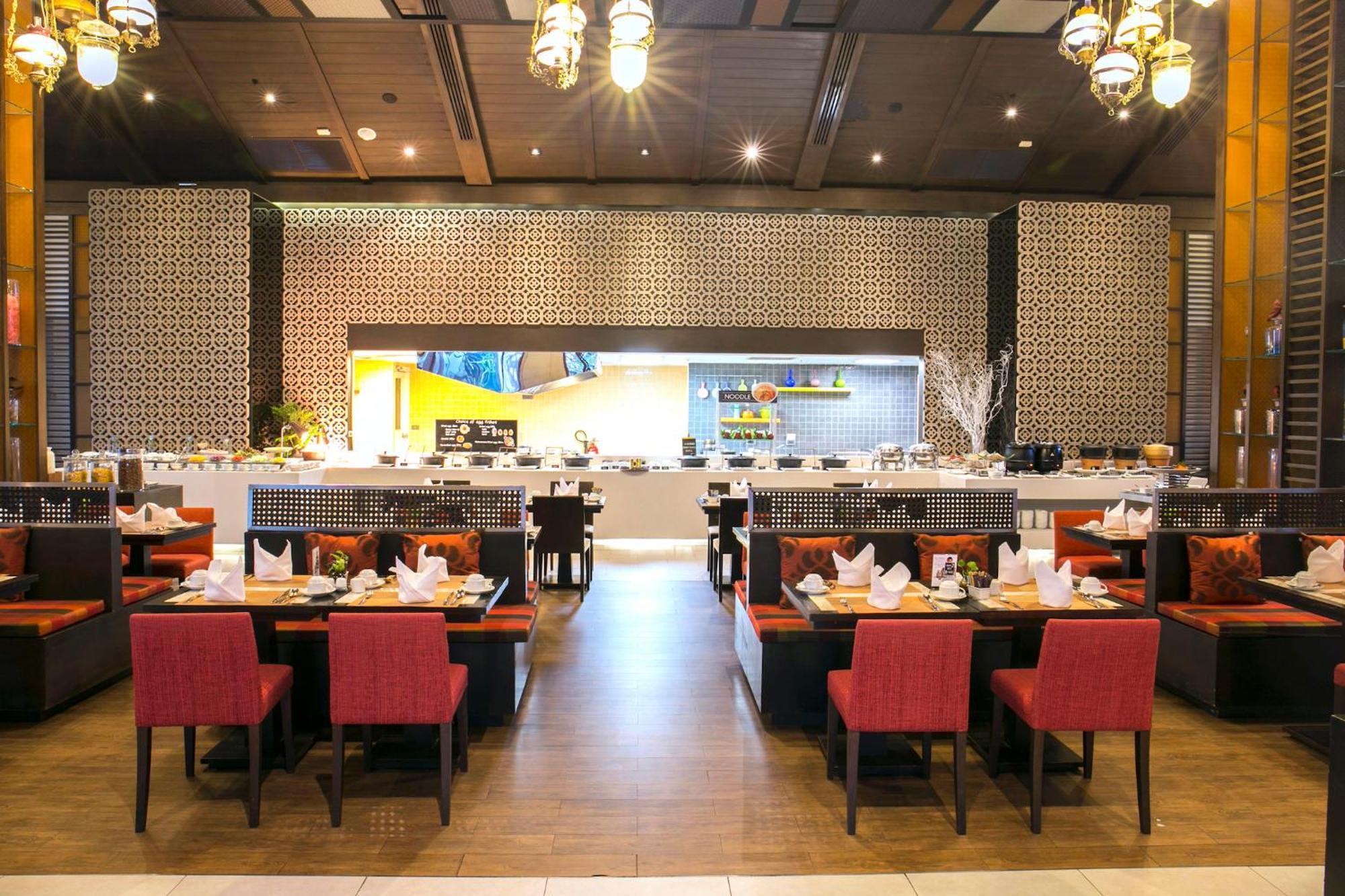 Avani Khon Kaen Hotel & Convention Centre Экстерьер фото