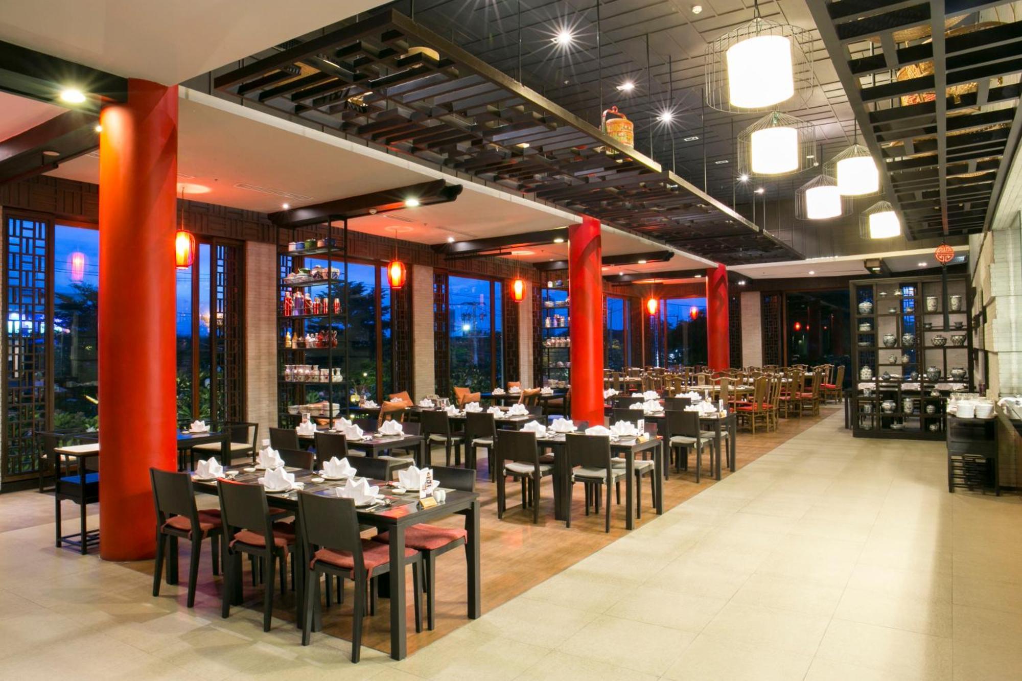 Avani Khon Kaen Hotel & Convention Centre Экстерьер фото