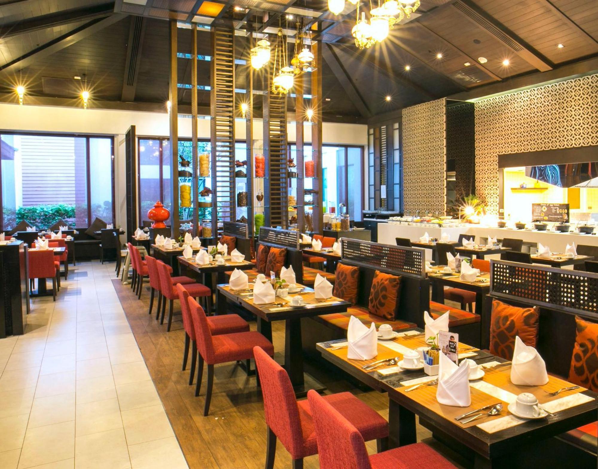 Avani Khon Kaen Hotel & Convention Centre Экстерьер фото
